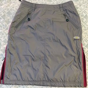 Skhoop knee length winter skirt size medium